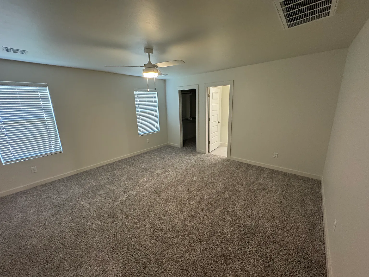 3 bed, 2.5 bath, 1650 sqft, $1,750 — Photo 3