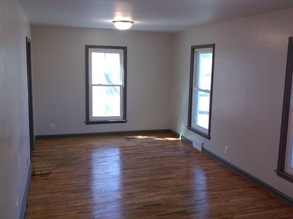 4th image of 4215 G St