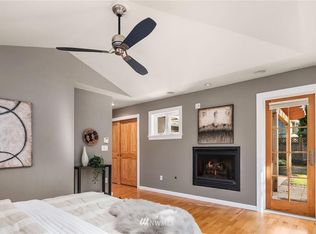 10039 Dibble Ave NW, Seattle, WA 98177