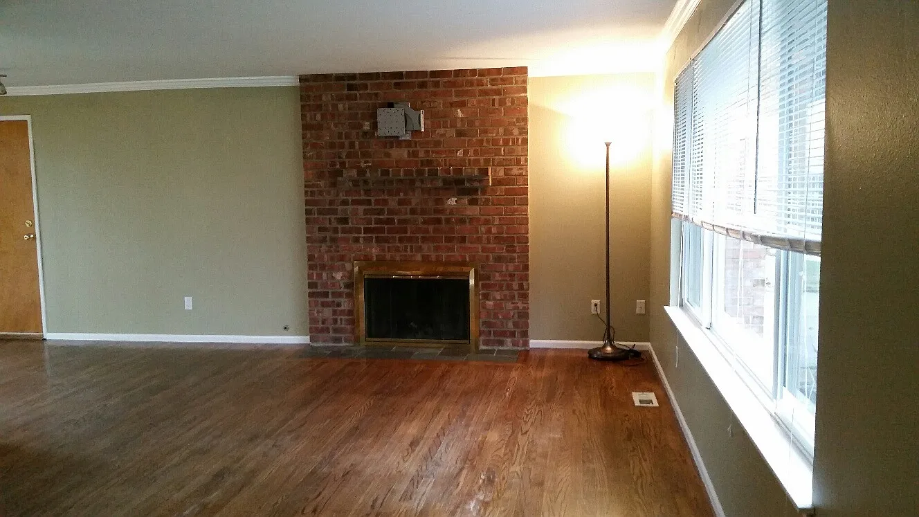 1416 Blaine Ave NE photo 1