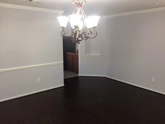 3 bed, 2.0 bath, 1693 sqft, $2,200 — Photo 4