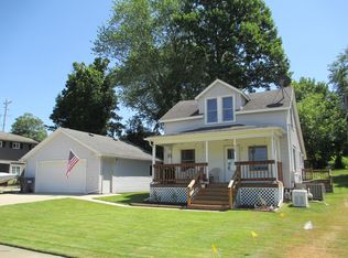 306 E Spring St, Bloomingdale, MI 49026