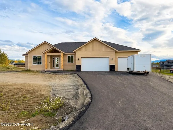 2529 S Sanctuary Dr, Wasilla, AK 99654