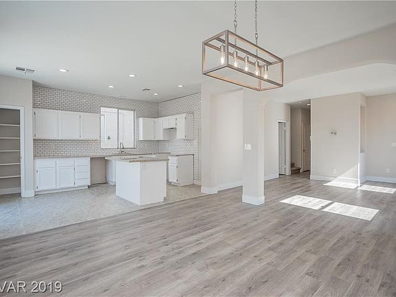 4th image of 5841 Hickory Nut Ave
