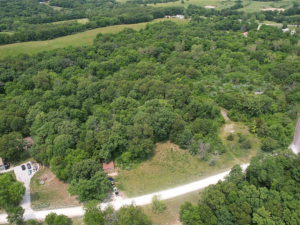 1st image of 52 Pebble Creek Dr