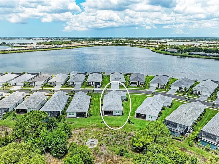 1047 Waterline Ct — Photo 38