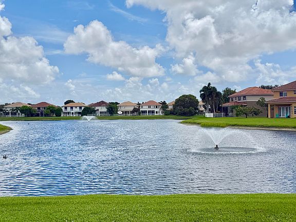 3rd image of 9656 Cobblestone Creek Dr