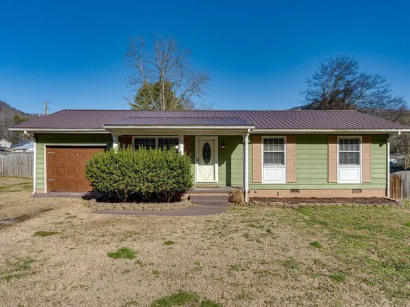 910 Hickory St, Jasper, TN 37347