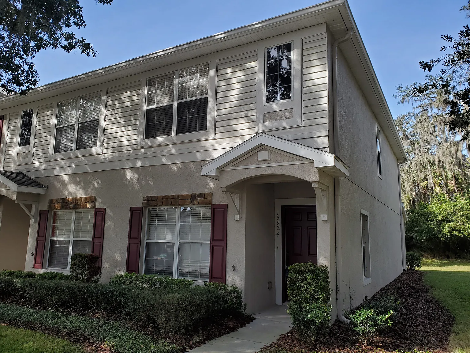 Gorgeous 3 BR/2.5 BA Townhome — Photo 1