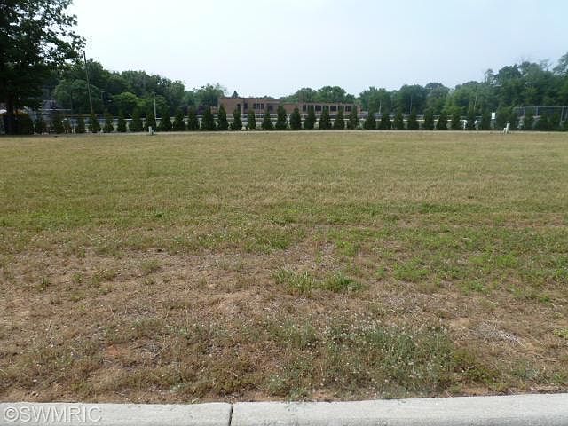 1st image of 554 Chapin Blvd