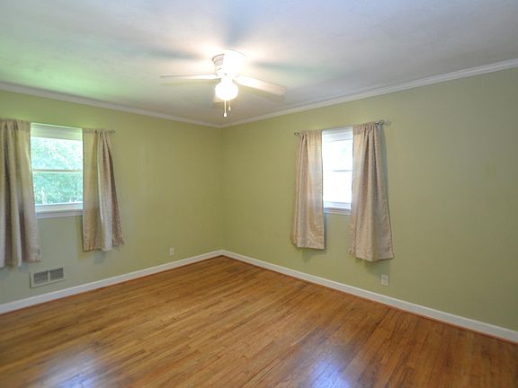 5th image of 12 Henry Ave