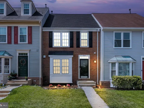 21196 Winding Brook Sq, Ashburn, VA 20147