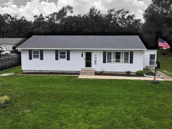 445 NW 91st St, Lincoln, NE 68528
