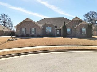 13077 Summerfield Dr, Athens, AL 35613
