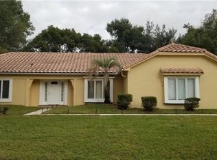 9108 Pebble Creek Dr, Tampa, FL 33647