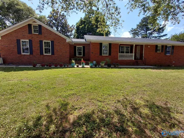 939 County Road 177, Moulton, AL 35650
