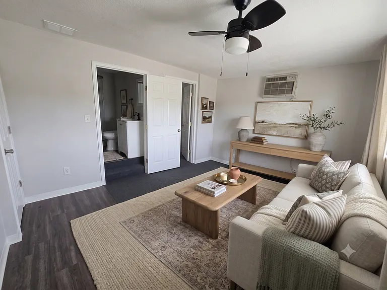 400 Santa Fe Dr #13 — Photo 3