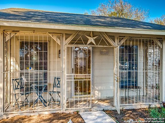 4th image of 7207 Pebble Creek Dr