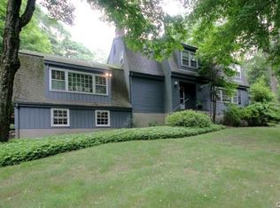 1 Fall Ridge Rd, Weston, CT 06883