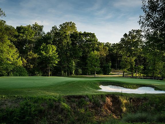 3rd image of Park Meadows Ct
