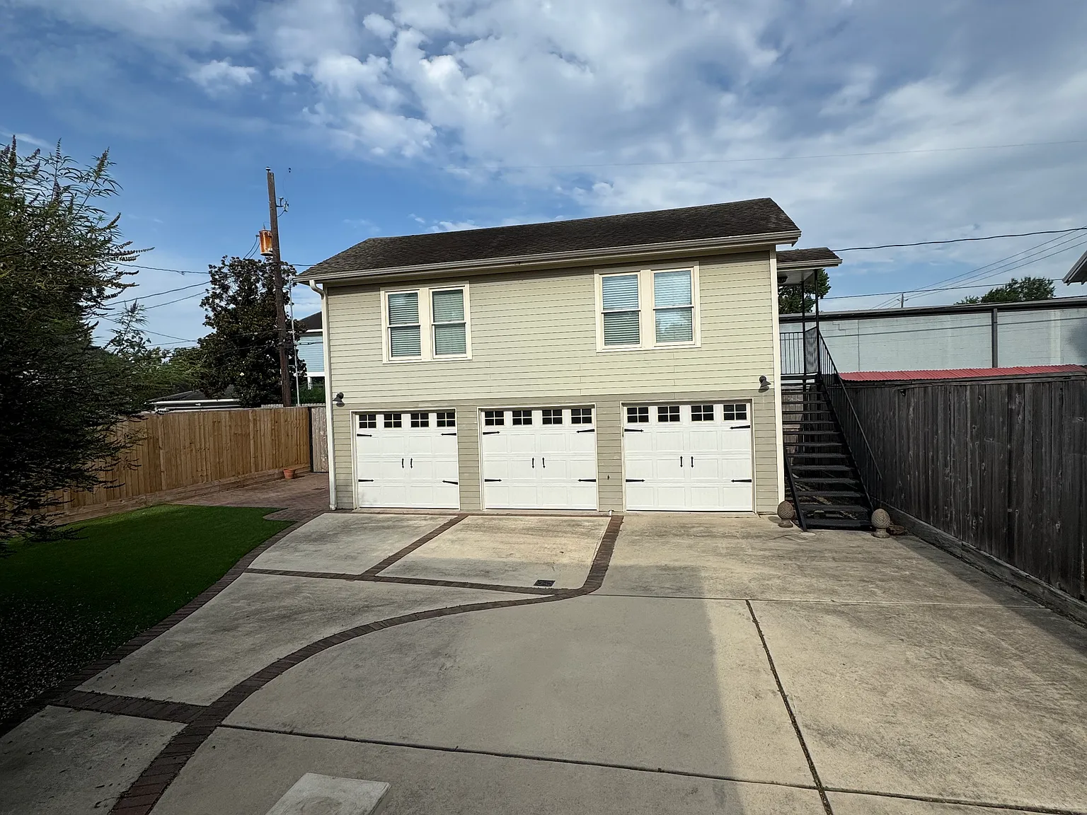 1 bed, 560 sqft, $1,500 — Photo 1