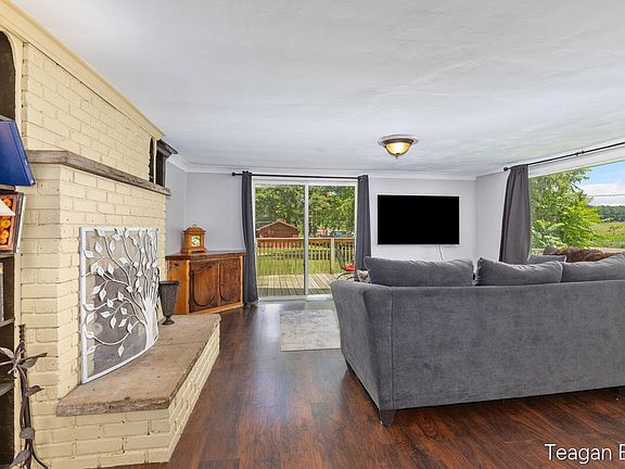 5th image of 1256 10th St