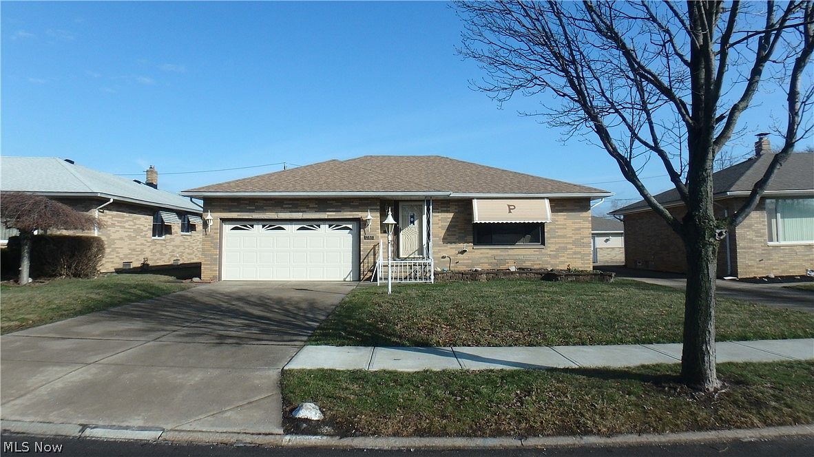 9638 Idlewood Dr, Brooklyn, OH 44144 | Zillow