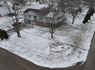 2590 S Twin Bridge Rd, Decatur, IL 62521