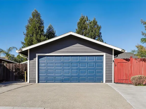 132 Carlton Avenue, Vacaville, CA 95687