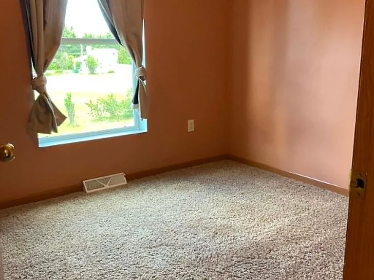 204 W Fairbanks St — Photo 14