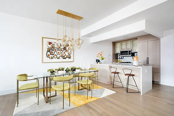 Rented by Extell Marketing Group LLC | media 20