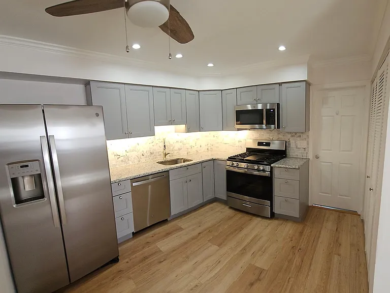 15152 Beverly Dr #A — Photo 9