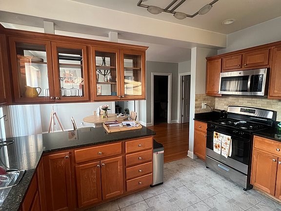 4th image of 5726 N Mozart St APT 1B