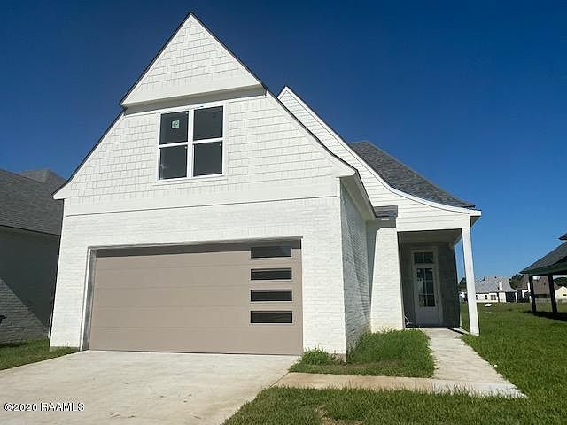 1st image of 233 Santander Dr