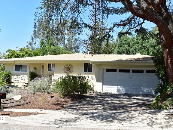 2nd image of 8435 Capistrano Ave