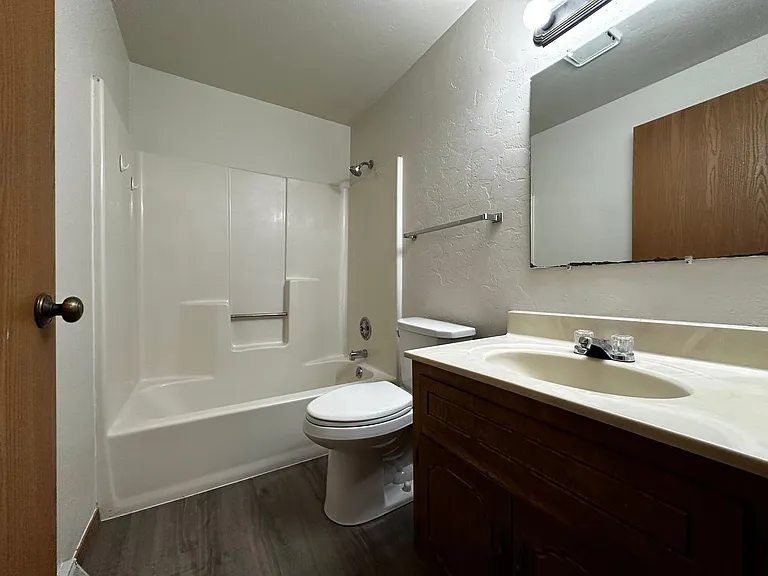 1168 Scheuring Rd — Photo 14