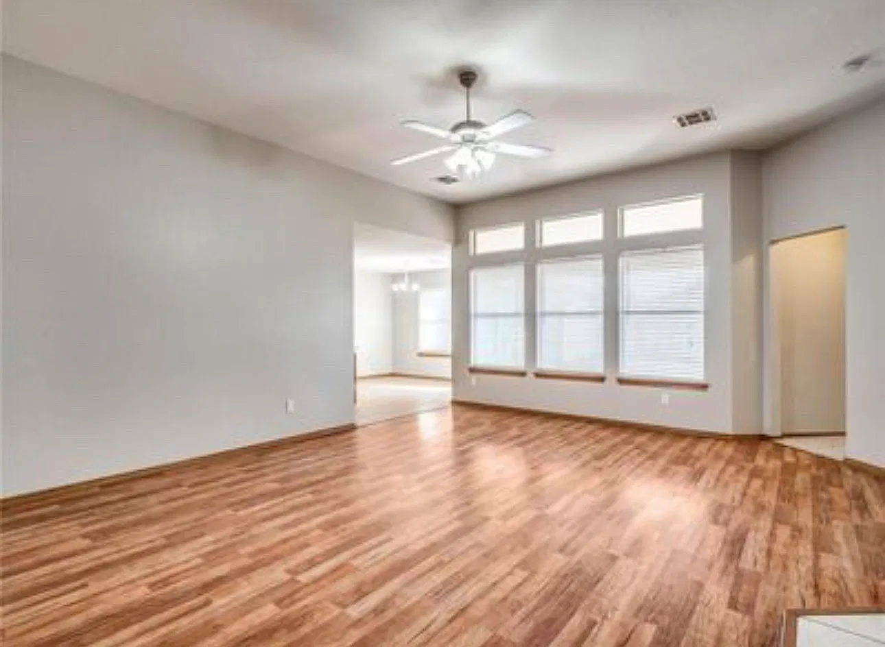 4 bed, 1854 sqft, $1,795 — Photo 3