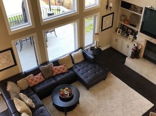 422 Lester Pt, Waconia, MN 55387