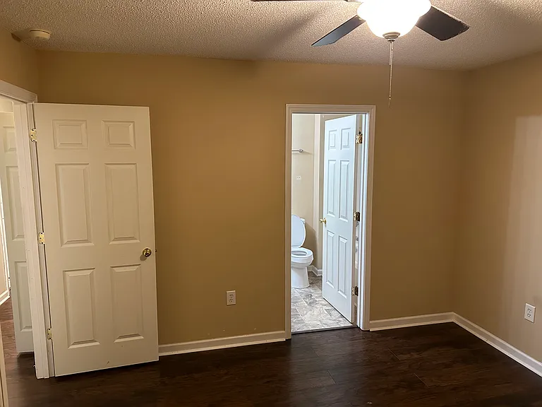 145 Evvalane Dr #A — Photo 17