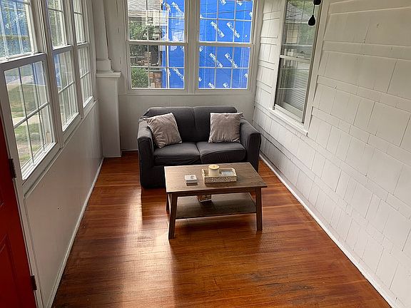 4th image of 314 Liberty Ave