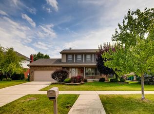 1188 Covington Dr, Lemont, IL 60439