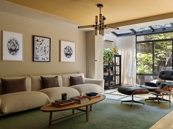 54 Macdougal Street 1 image 2 of 22