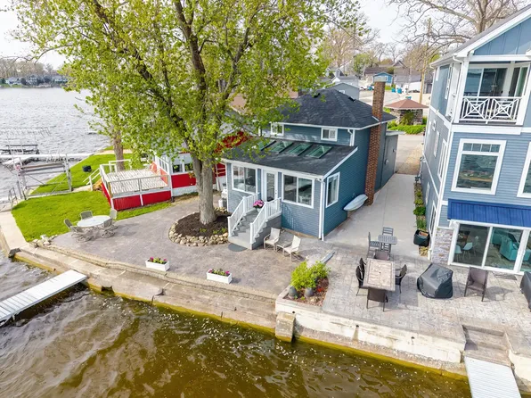 980 Lane 221b Hamilton Lk, Hamilton, IN 46742