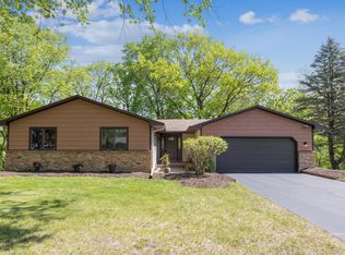 1588 Chatham Ave, Arden Hills, MN 55112