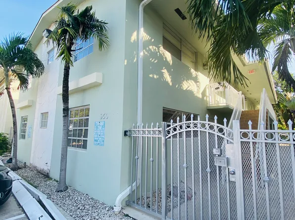 952 Biarritz Dr #5, Miami Beach, FL 33141