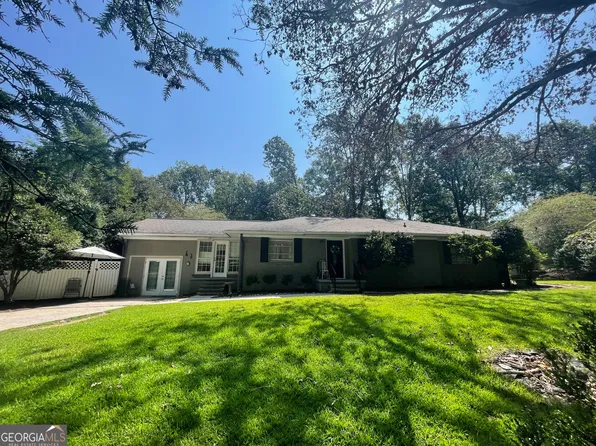 453 Oakland Dr, Gainesville, GA 30501