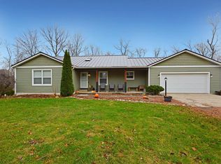 9114 W Bicycle Bluffs Ln, Delphi, IN 46923