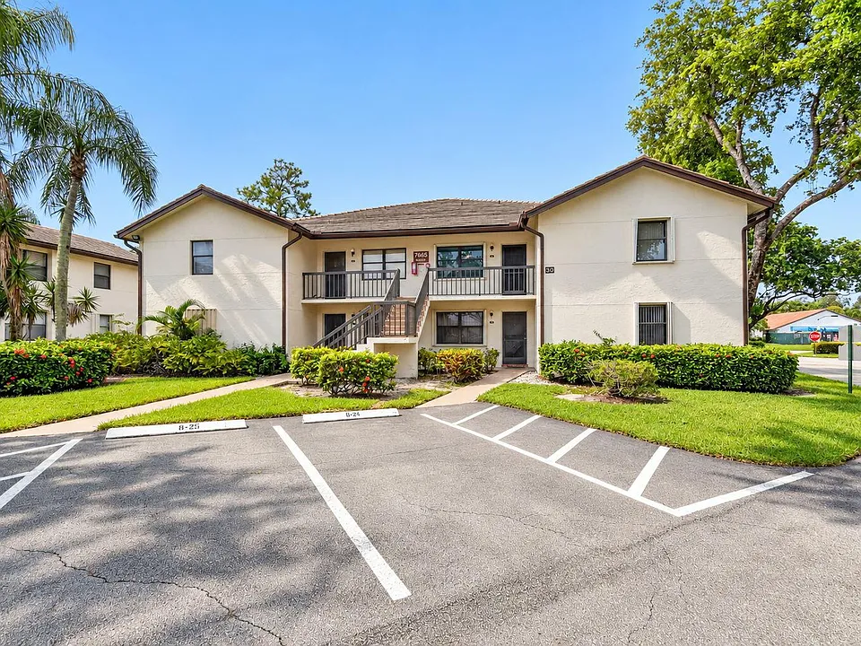 7665 Tahiti Ln #104