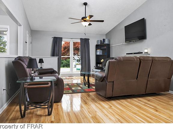 5th image of 3687 Highgate Dr