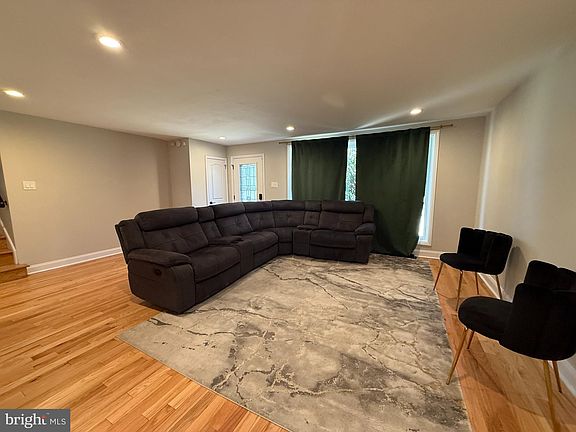 5th image of 331 Candlewood Rd